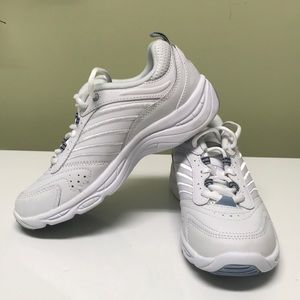 Easy spirit fastbreak sneakers